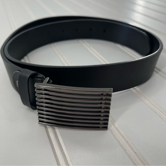 Sisley 100% Leather Black Belt Size XL - Picture 1 of 9
